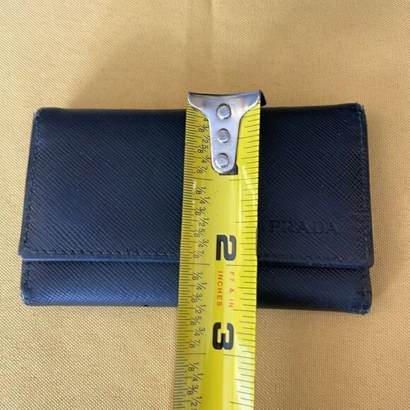 PRADA  Saffiano Black Leather 6 Key Holder. - Picture 12 of 12